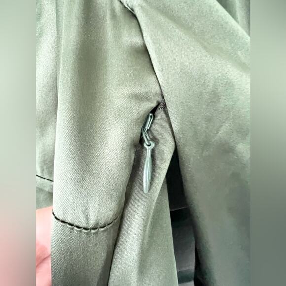 MAJORELLE revolve Etta Mini Dress Autumn Green Satin wedding puff sleeve fall - Picture 8 of 12